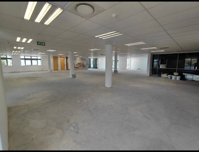 536M² OFFICE TO LET IN WATERFALL
